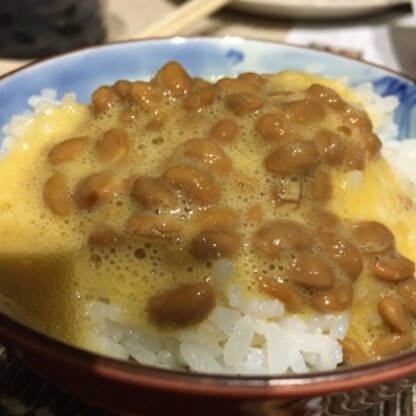 刻み青じそ納豆ごはん、いつもと違う味で美味しく頂きました(๑･̑◡･̑๑)